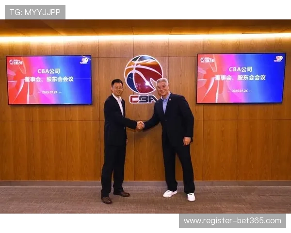 洛里力挺大,马丁,点球争议热,尊龙凯时,在线娱乐,游戏体验,优质平台,尊龙娱乐,凯时娱乐,线上娱乐,娱乐平台